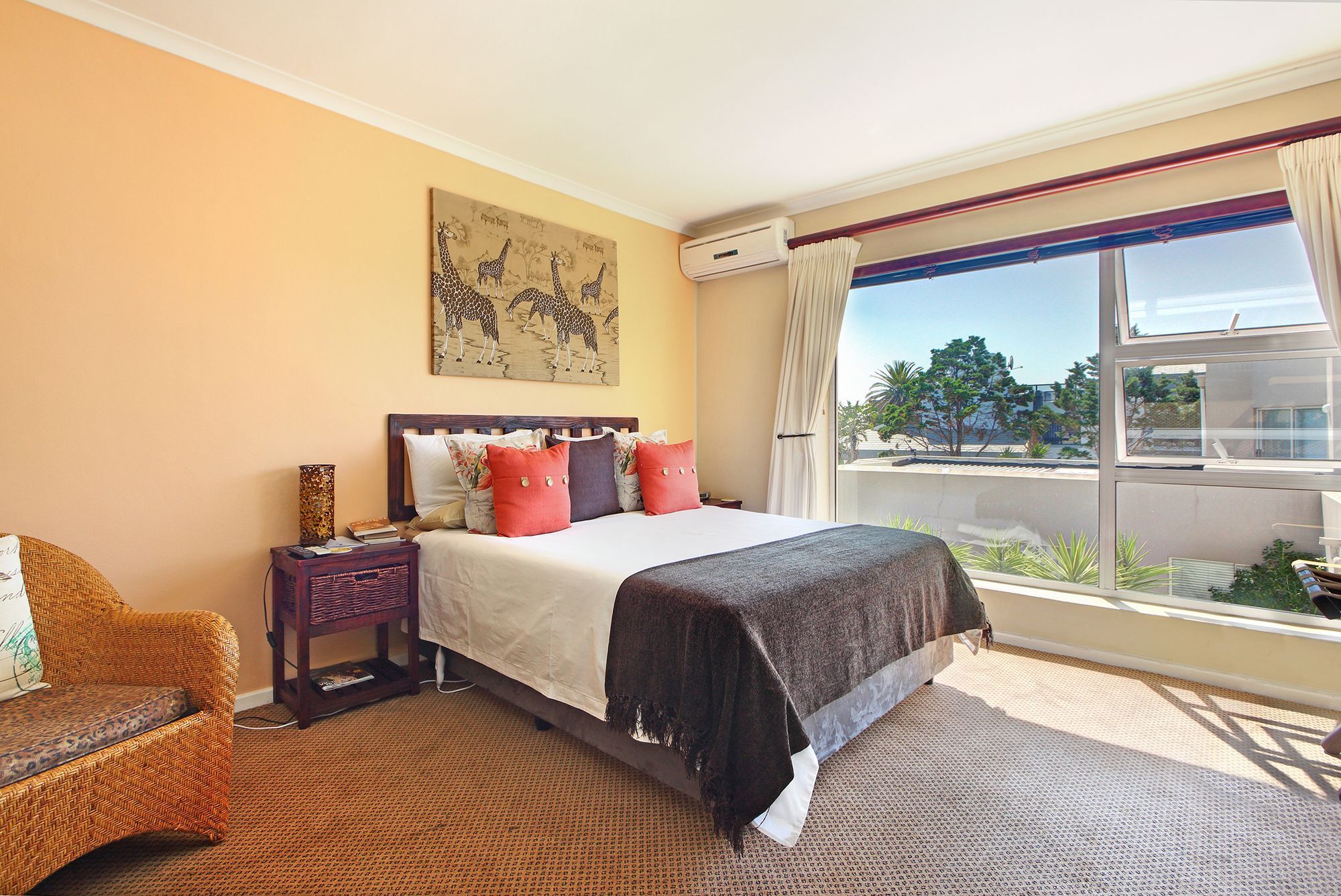 Atlantic Breeze Hotel Cape Town Exterior photo
