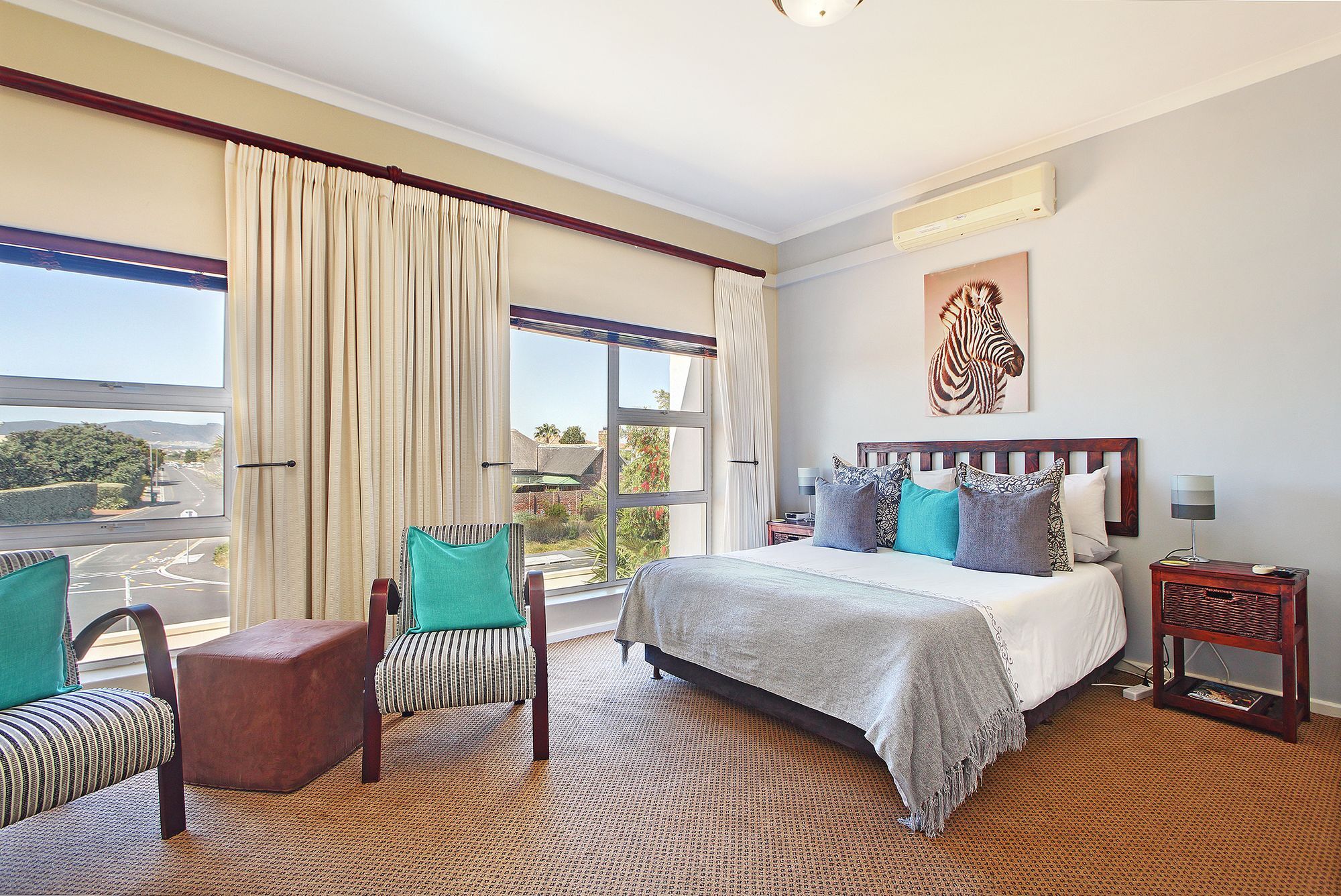 Atlantic Breeze Hotel Cape Town Exterior photo
