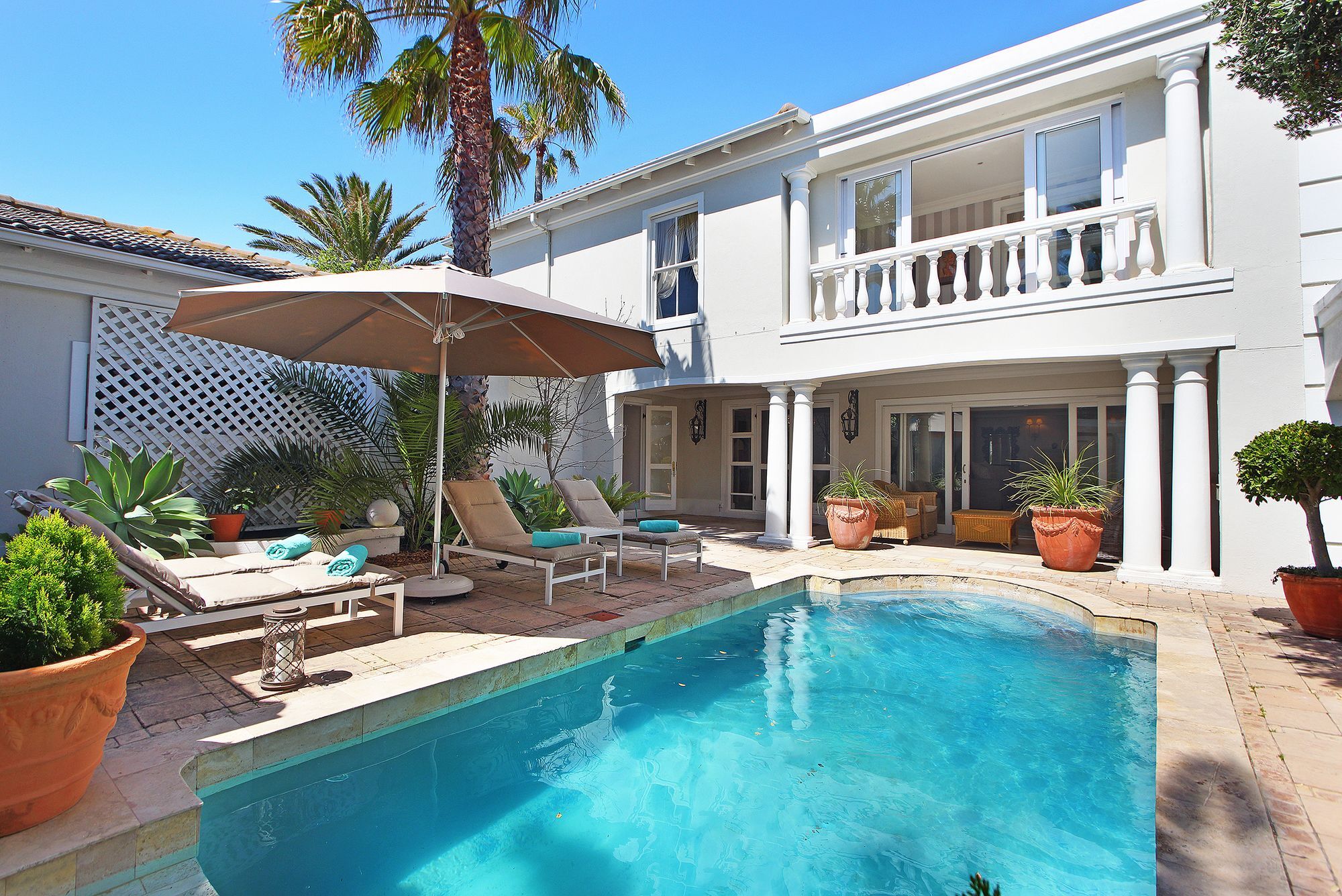 Atlantic Breeze Hotel Cape Town Exterior photo